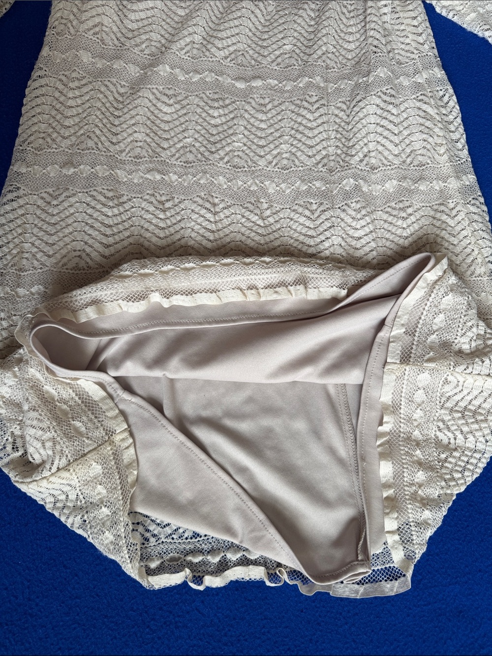 Rabbit Rabbit Rabbit Cream Lace Shift Dress - Picture 4 of 5